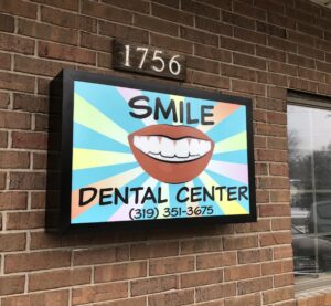 SmileDentalCenterSign